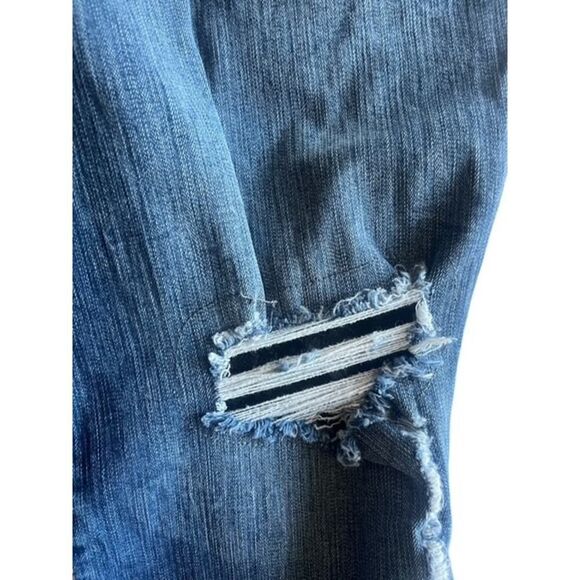 Torrid Denim Blue Jean Boyfriend Plus Size 26 Ripped Distressed Stretch 26R - Picture 4 of 7